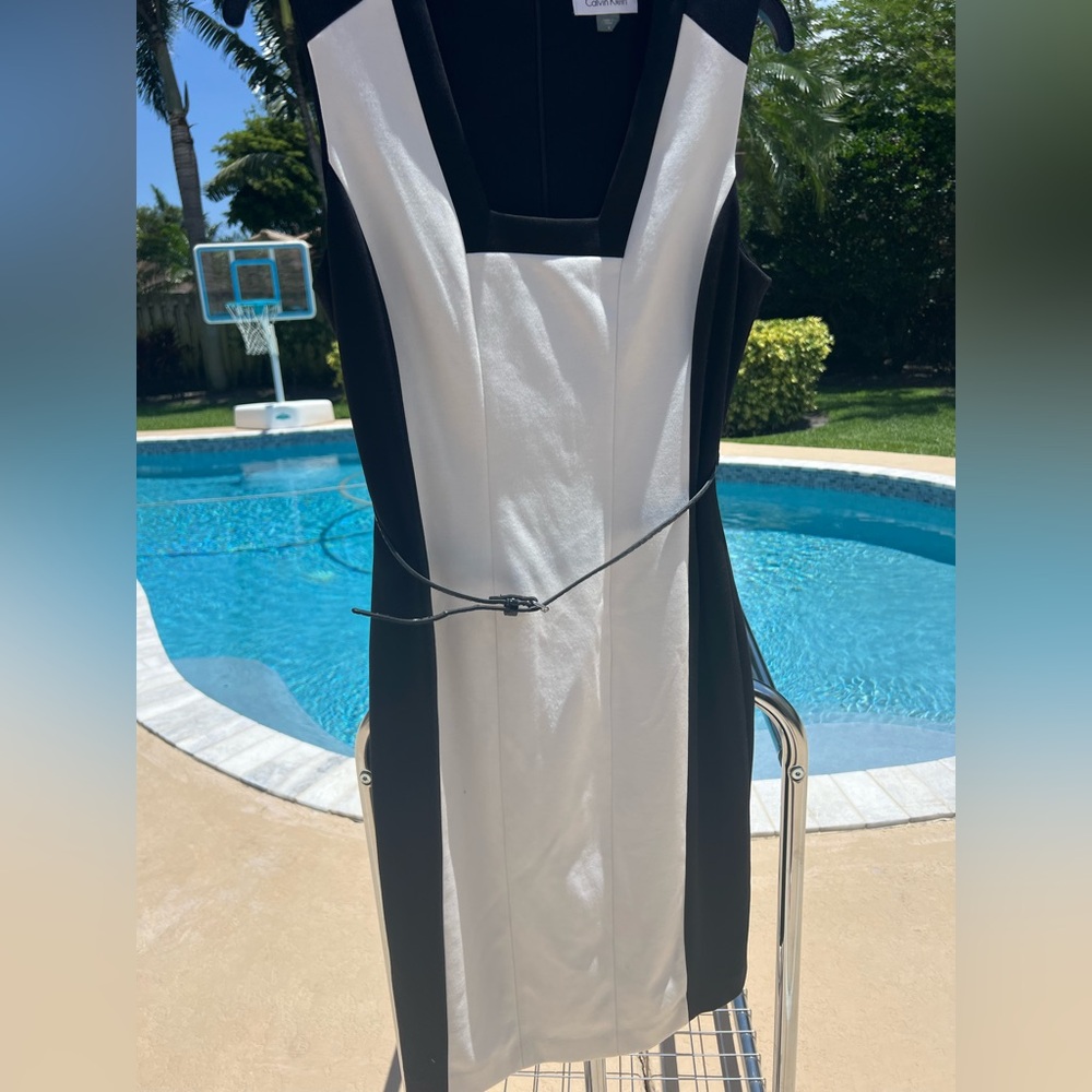 Calvin Klein Sheath Dress – Size 8